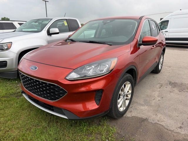 Used 2020 Orange Metallic Ford SE image 3