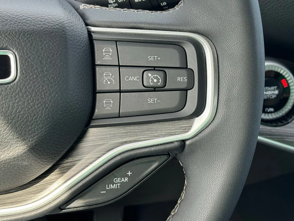 Used 2024 Silver Jeep Series II image 27