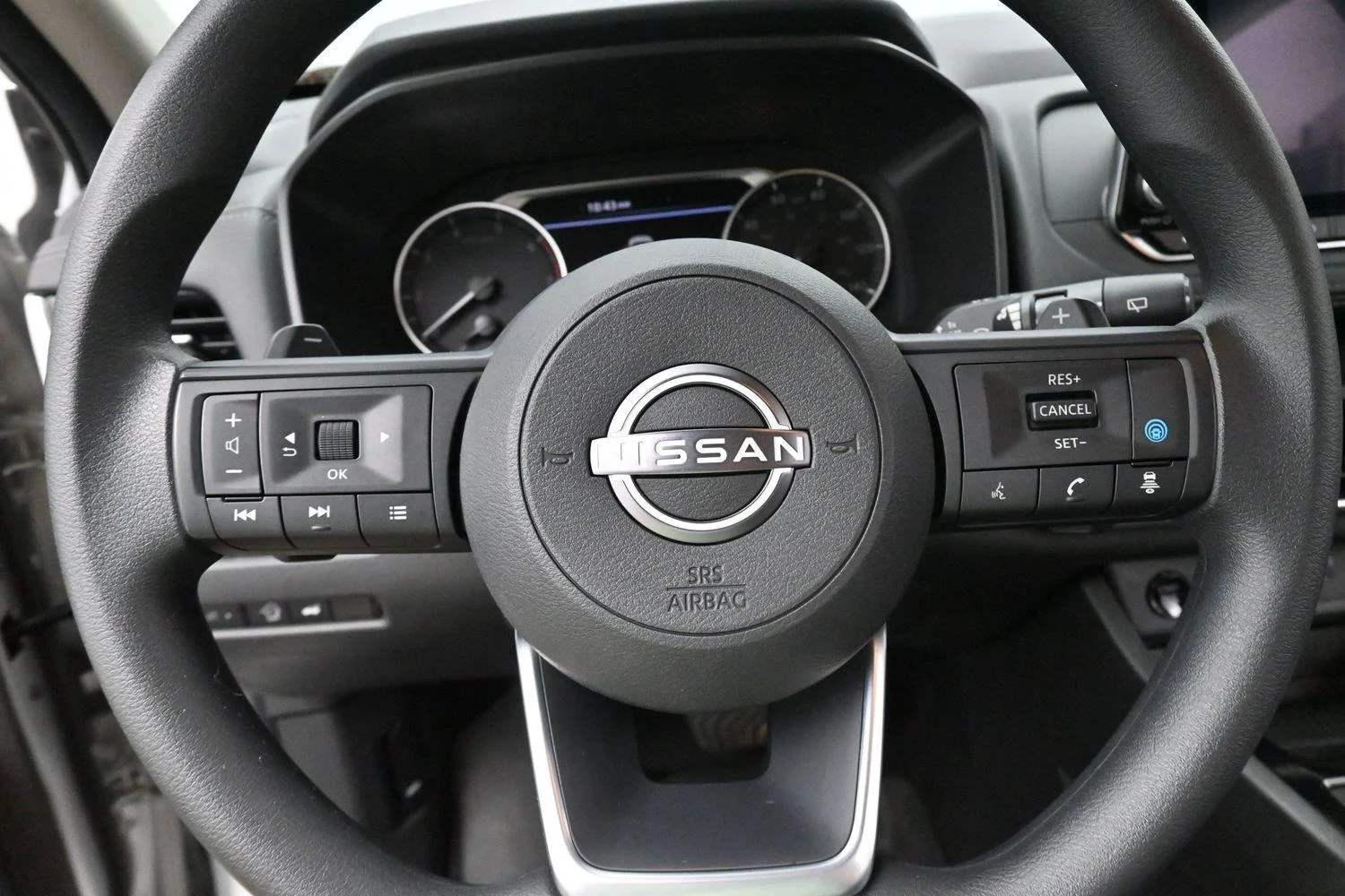 Used 2024 Silver Nissan SV image 17
