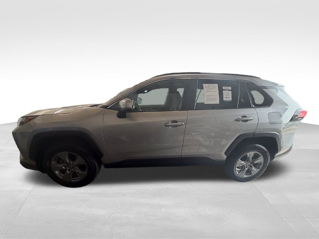 Used 2025 Silver Toyota XLE image 3
