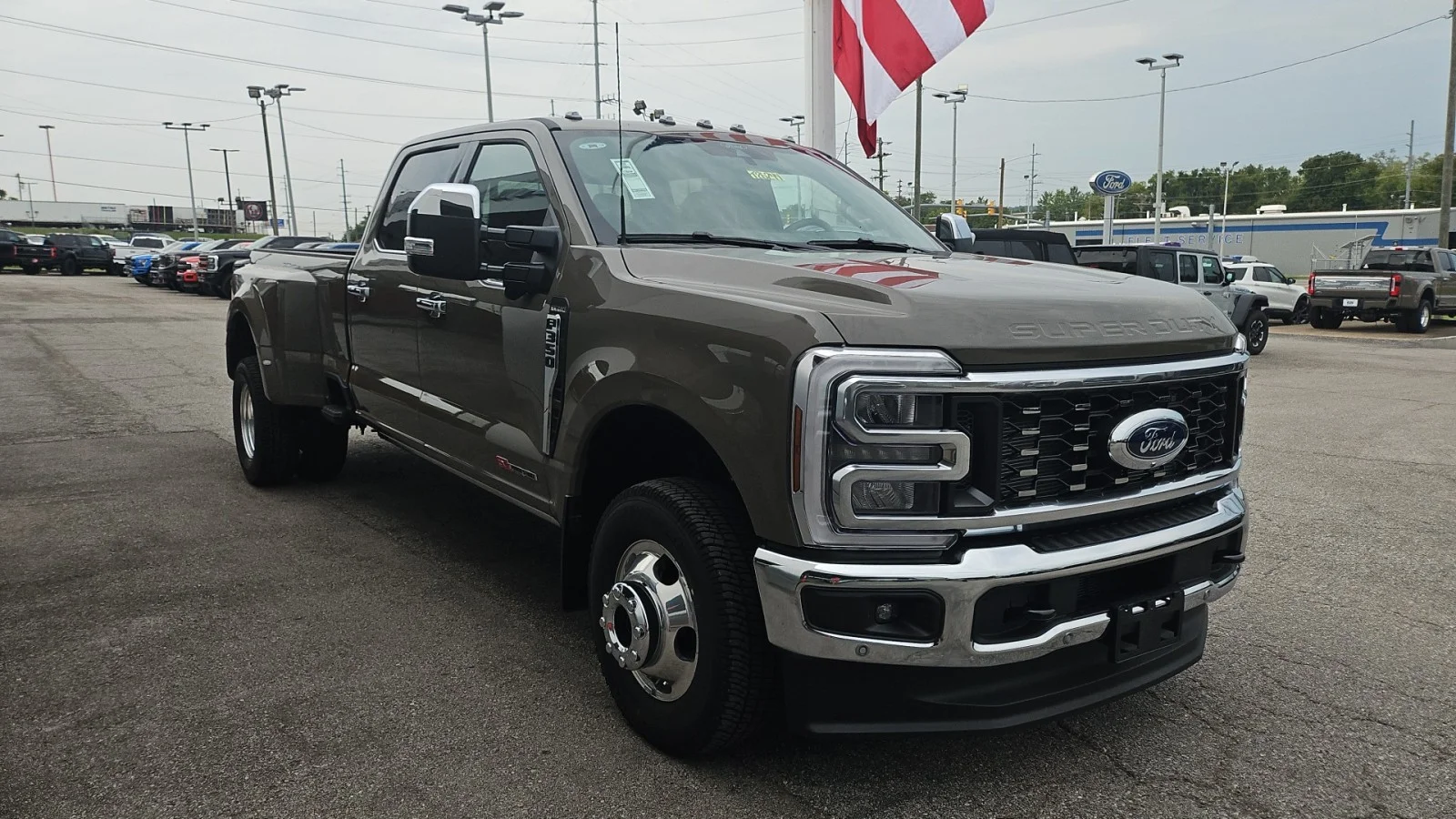 New 2026 Marsh Gray Ford King Ranch 4WD image 6