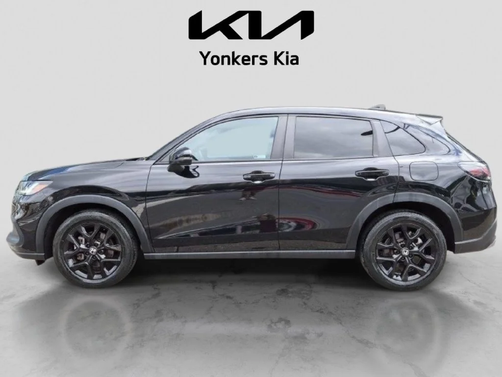Used 2024 Black Honda Sport image 9