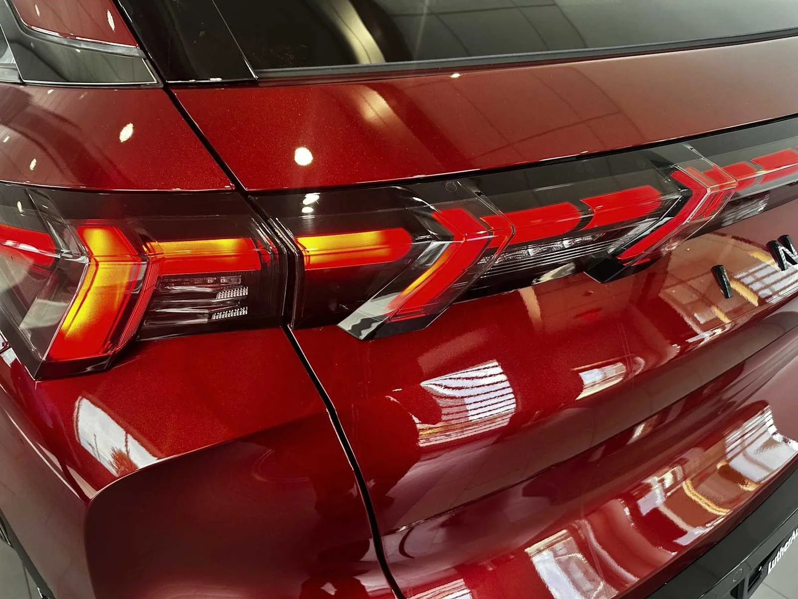 New 2027 SUNFIRE RED INFINITI Sport AWD image 7