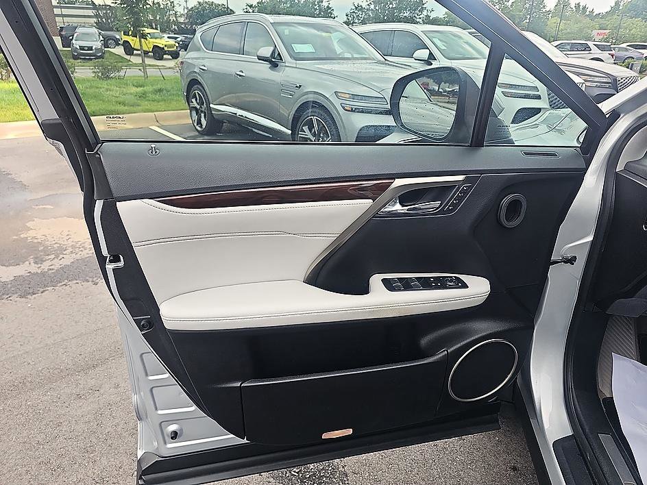 Used 2017 Silver Lining Metallic Lexus RX 350 Premium image 11