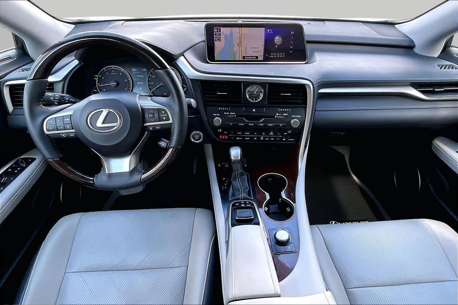 Used 2019 Eminent White Pearl Lexus  image 16
