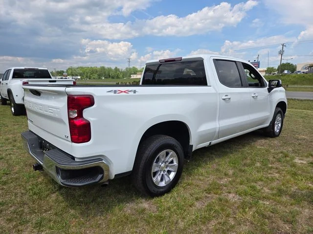 Used 2023 White Chevrolet LT image 8