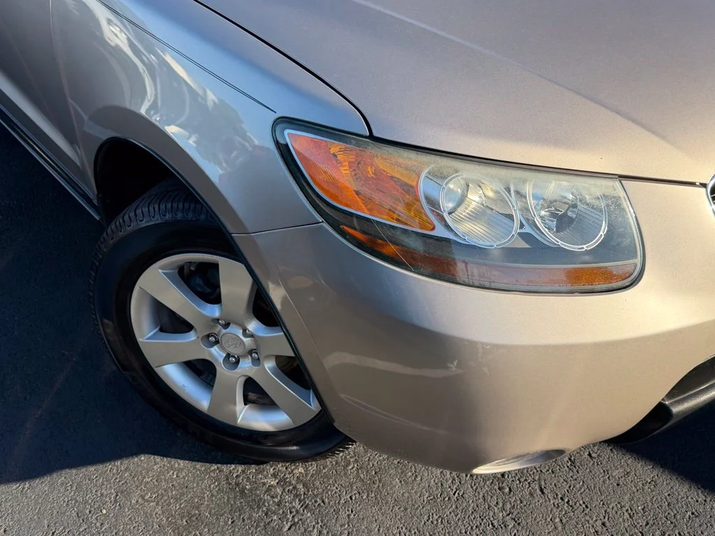 Used 2007 Hyundai Santa Fe Limited with VIN 5NMSH73E27H078419 for sale in Kirkland, WA