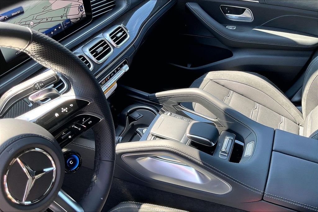 New 2026 White Mercedes-Benz GLE 53 AMG® image 8
