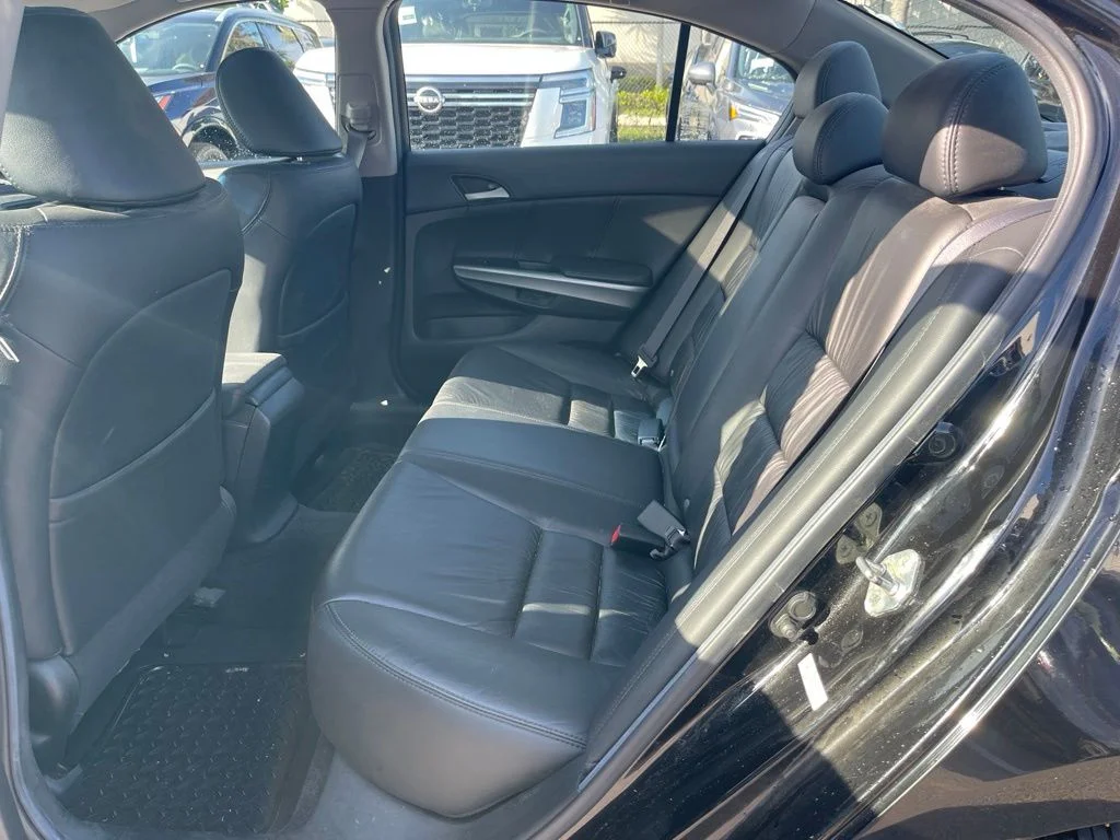 Used 2008 Black Honda EX-L image 7