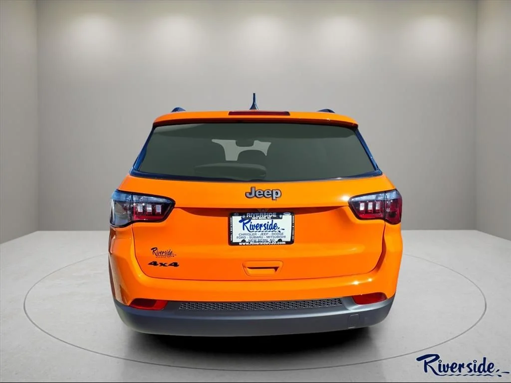 New 2026 Joose Exterior Paint Jeep Latitude image 2