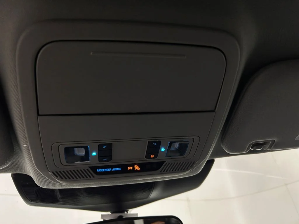Used 2023 Silver Ford XLT image 29