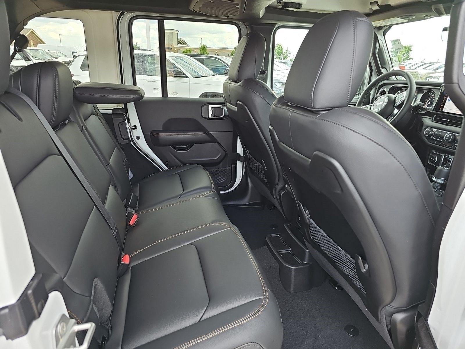 New 2026 Bright White Clearcoat Jeep Sahara image 15