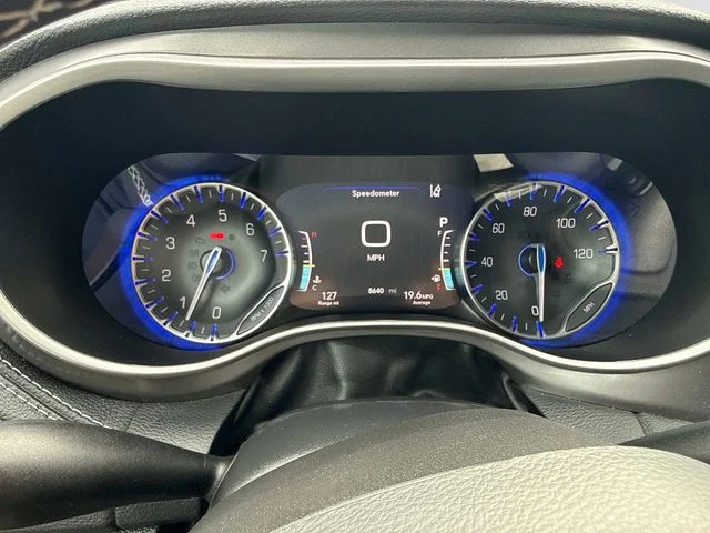 Used 2025 Blue Chrysler Select image 28