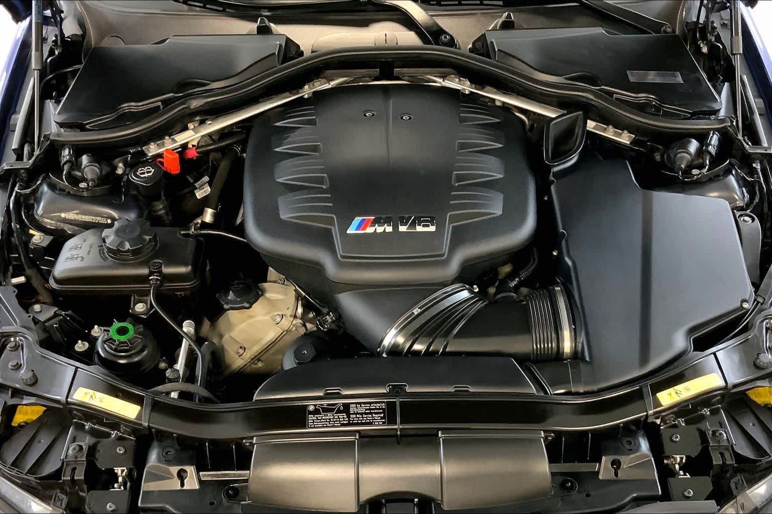 Used 2009 Interlagos Blue Metallic BMW  image 30