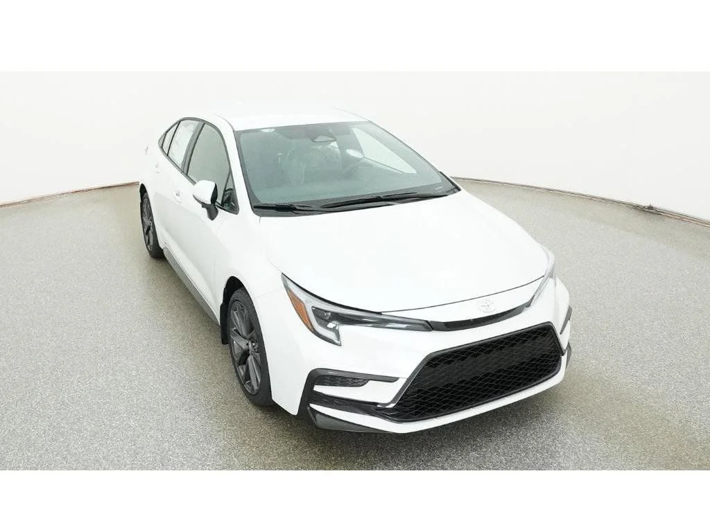 New 2026 Wind Chill Pearl Toyota SE image 18