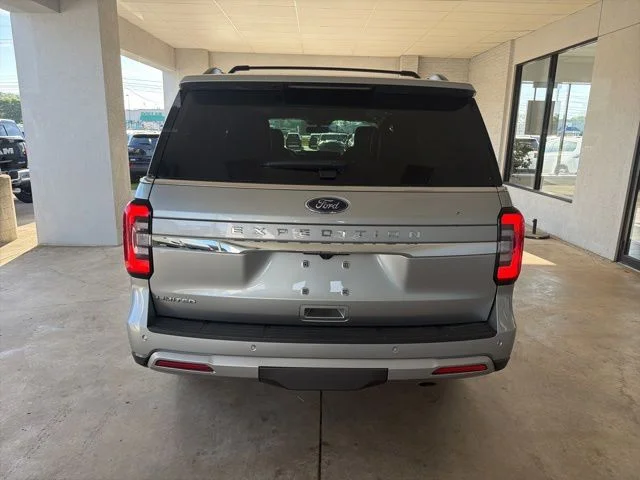 Used 2024 Silver Ford Limited image 4