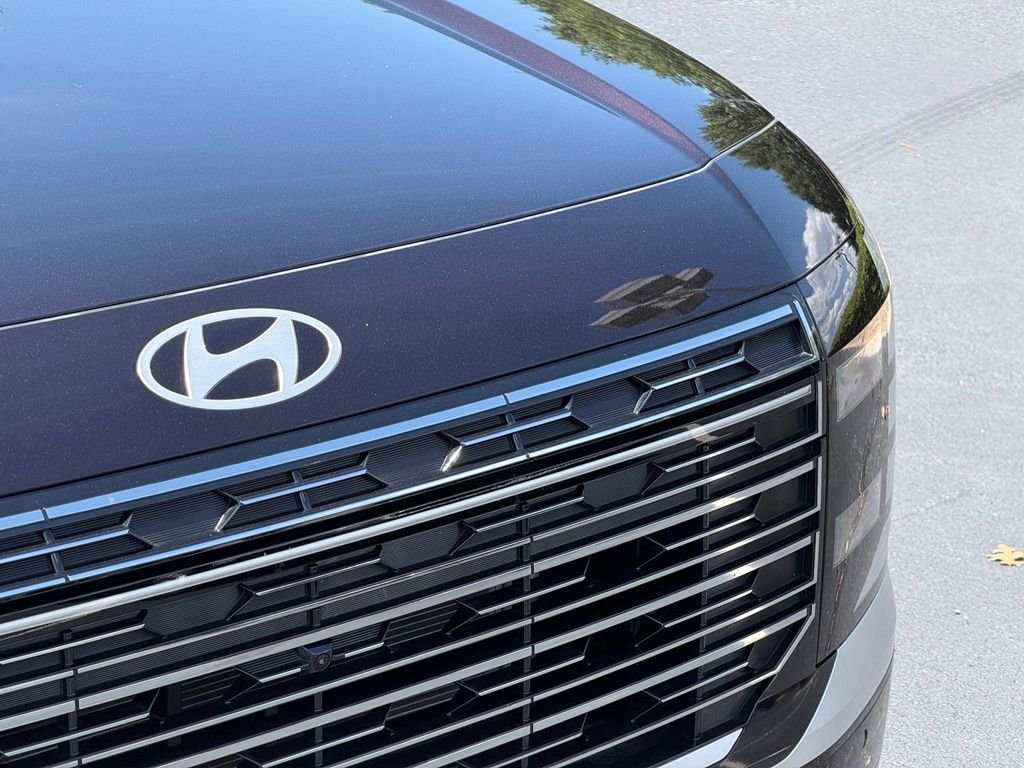 Used 2026 Red Hyundai Calligraphy image 13