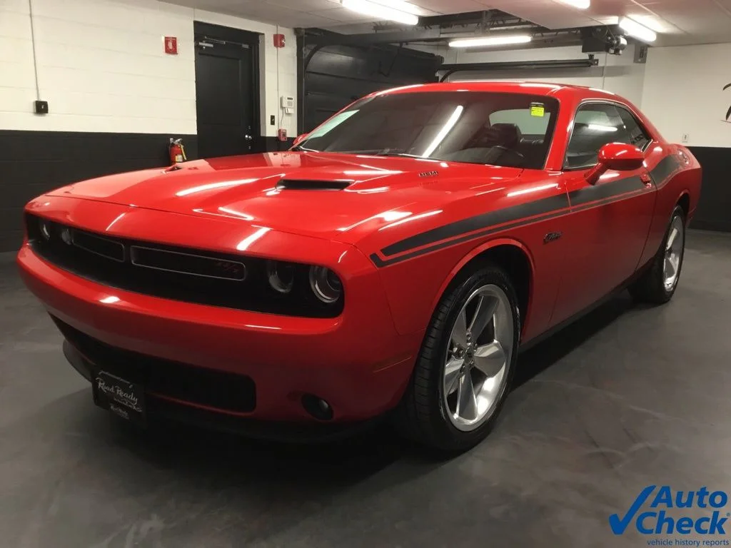 Used 2017 Red Dodge R/T image 5
