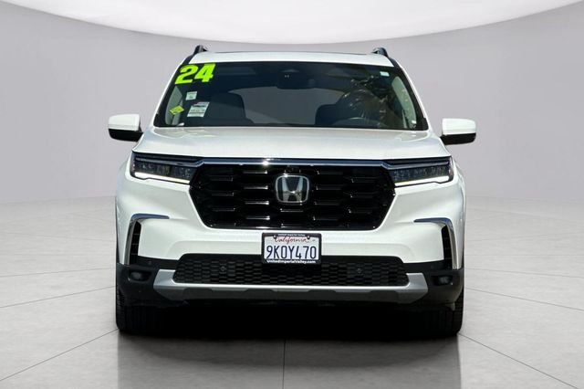 Used 2024 White Honda Elite image 9