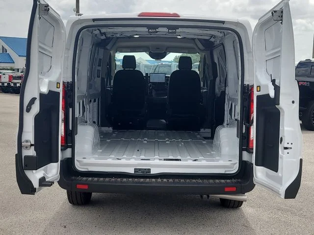 New 2026 Oxford White Ford Base image 10