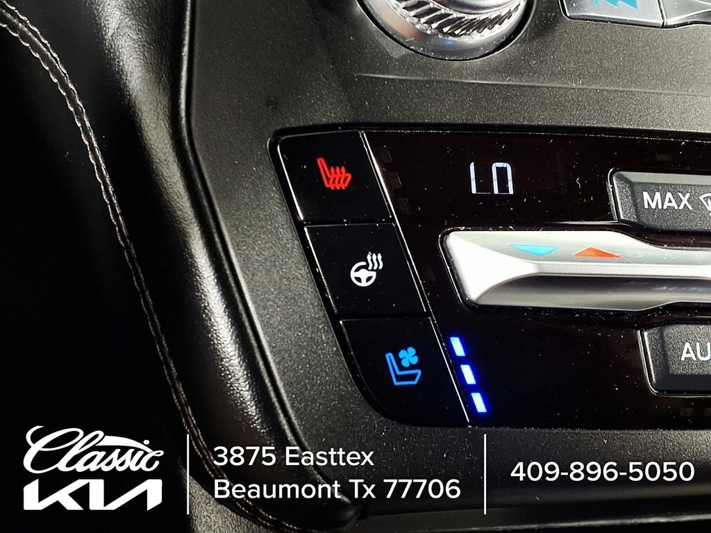 Used 2020 Silver Ford Platinum image 15