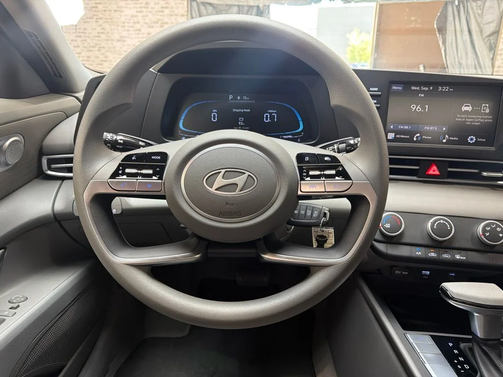New 2026 Amazon Gray Hyundai SE image 19