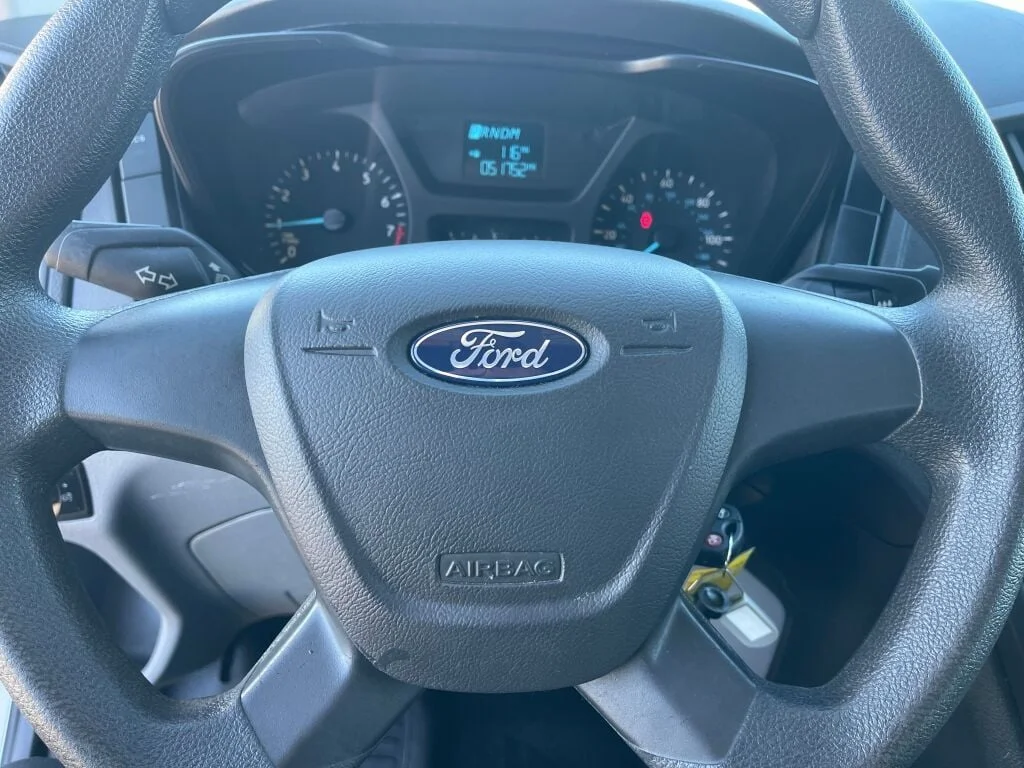Used 2019 Oxford White Ford XL image 12