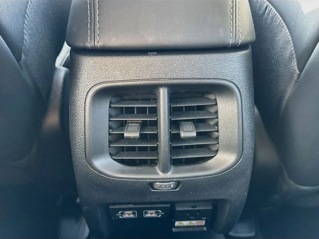 Used 2021 Gray Jeep Limited image 30