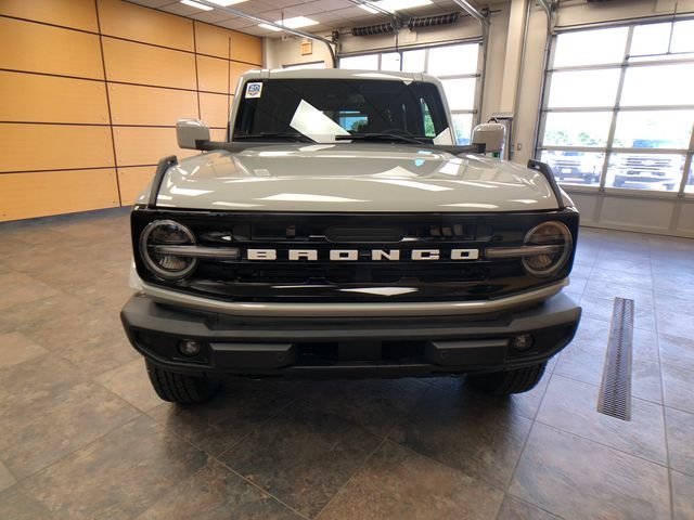 New 2026 Avalanche Gray Ford Outer Banks® image 2