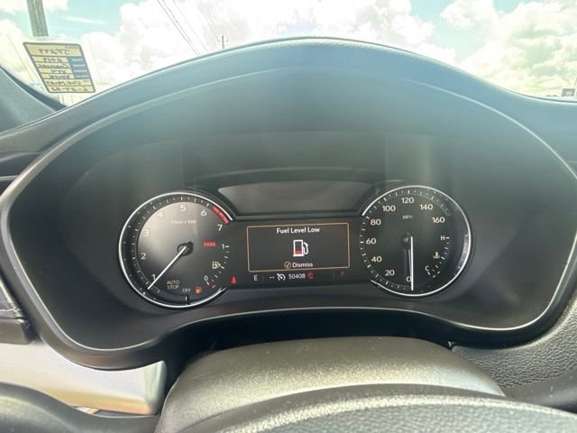 Used 2019 White Cadillac Premium Luxury image 21