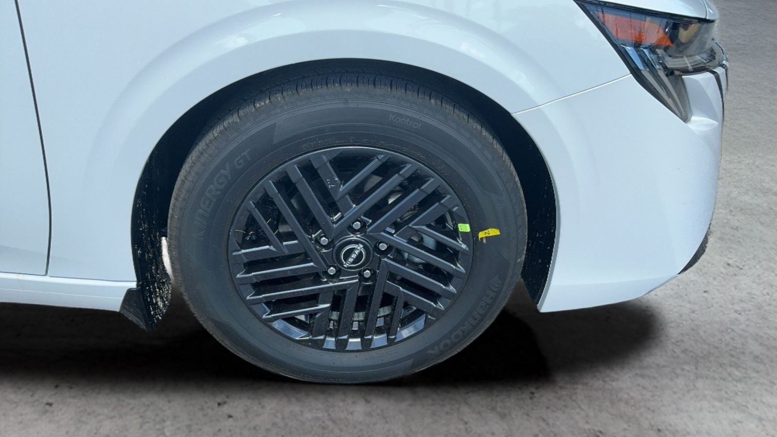 New 2027 White Nissan SV image 40