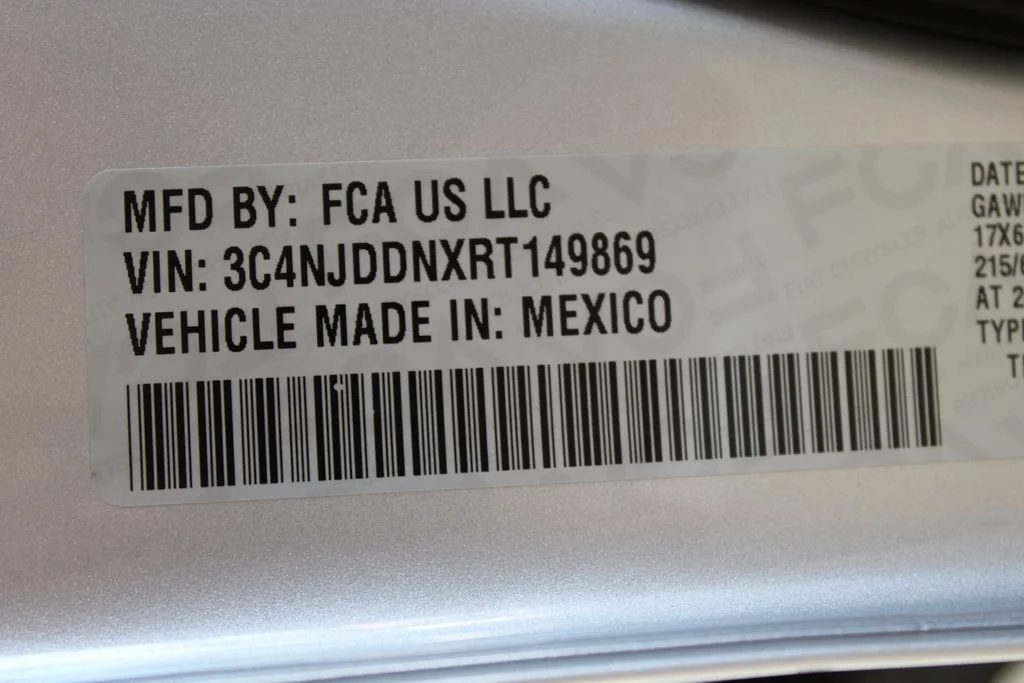 Used 2024 Silver Jeep Trailhawk image 33