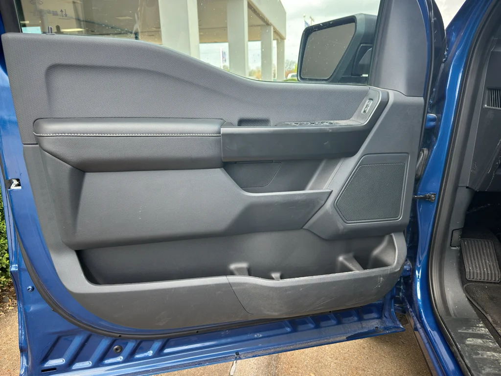 2025 Ford F-150 STX - Photo 11