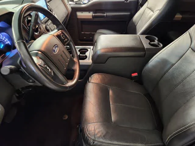 Used 2015 Tuxedo Black Metallic Ford Lariat image 13