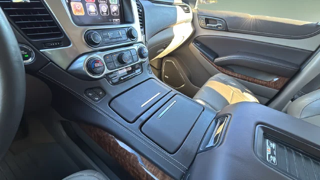 Used 2018 White Chevrolet Premier image 14