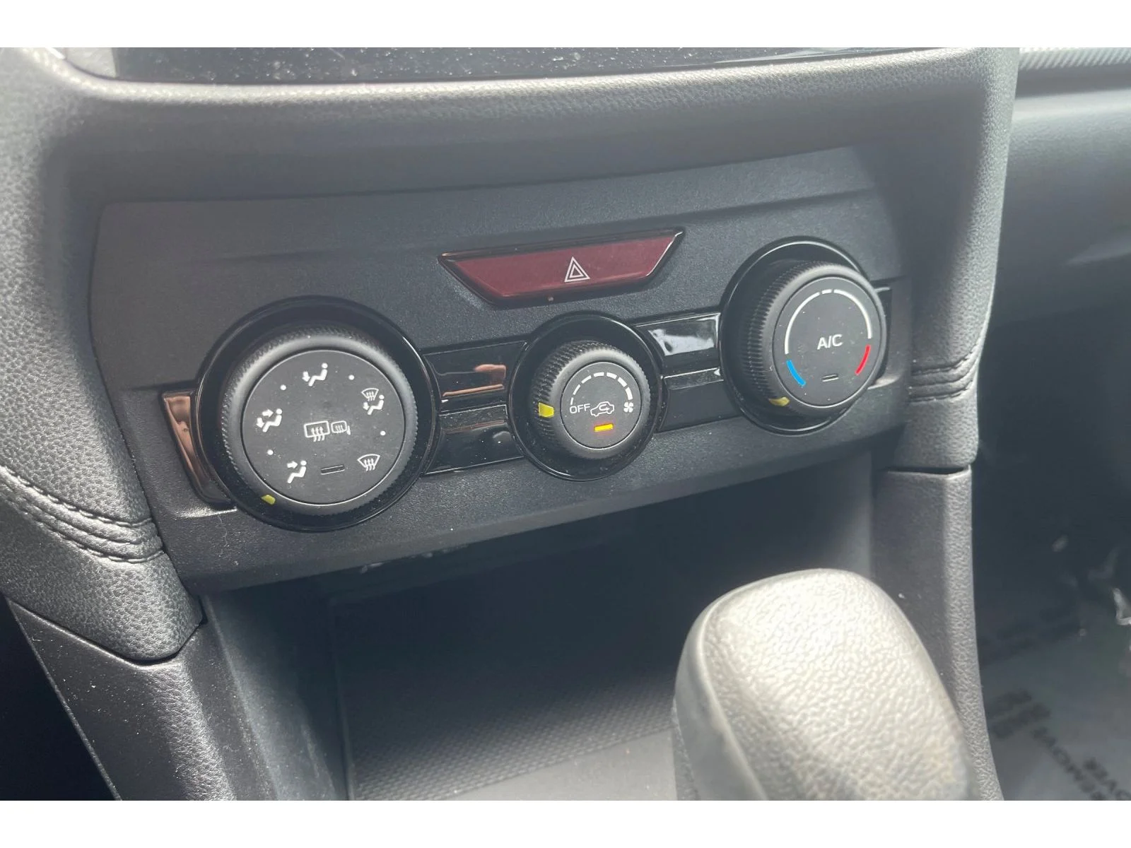 Used 2022 Crystal White Pearl Subaru Premium image 28