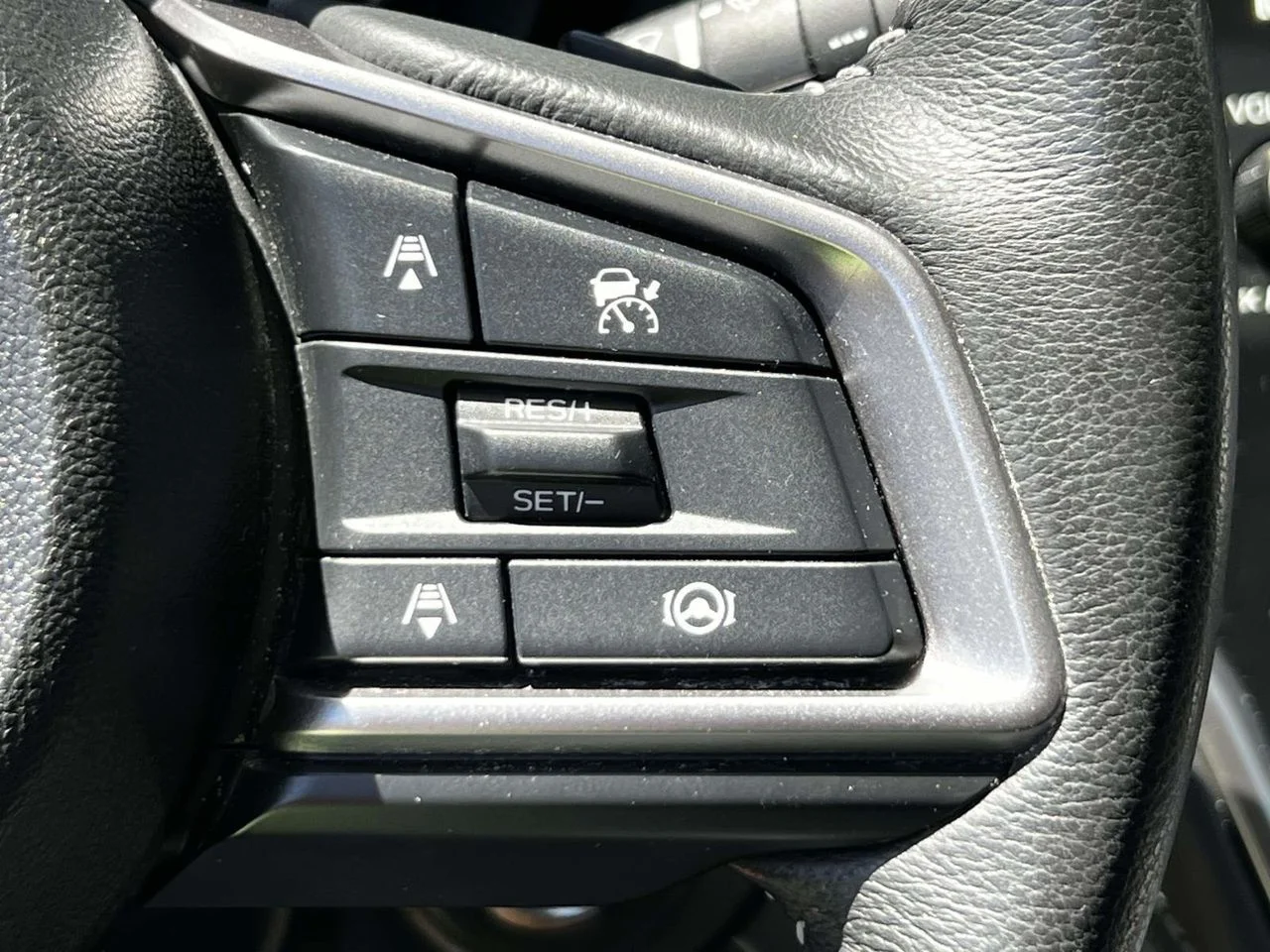 Used 2024 Ice Silver Metallic Subaru Premium image 30