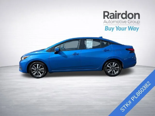 Used 2023 Electric Blue Metallic Nissan SV image 4