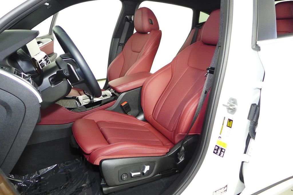Used 2022 Alpine White BMW xDrive30i image 22
