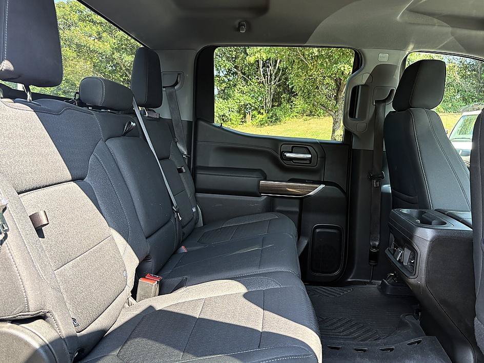 Used 2022 Silver Ice Metallic Chevrolet LT Trail Boss image 11