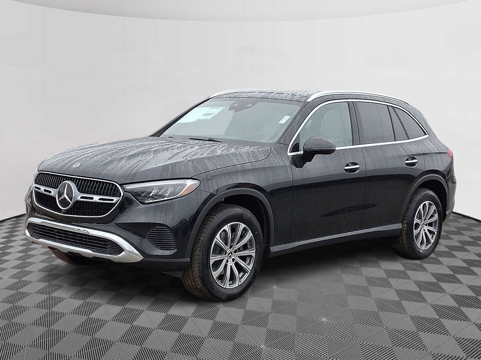 Used 2026 Obsidian Black Metallic - 197 Mercedes-Benz  image 3