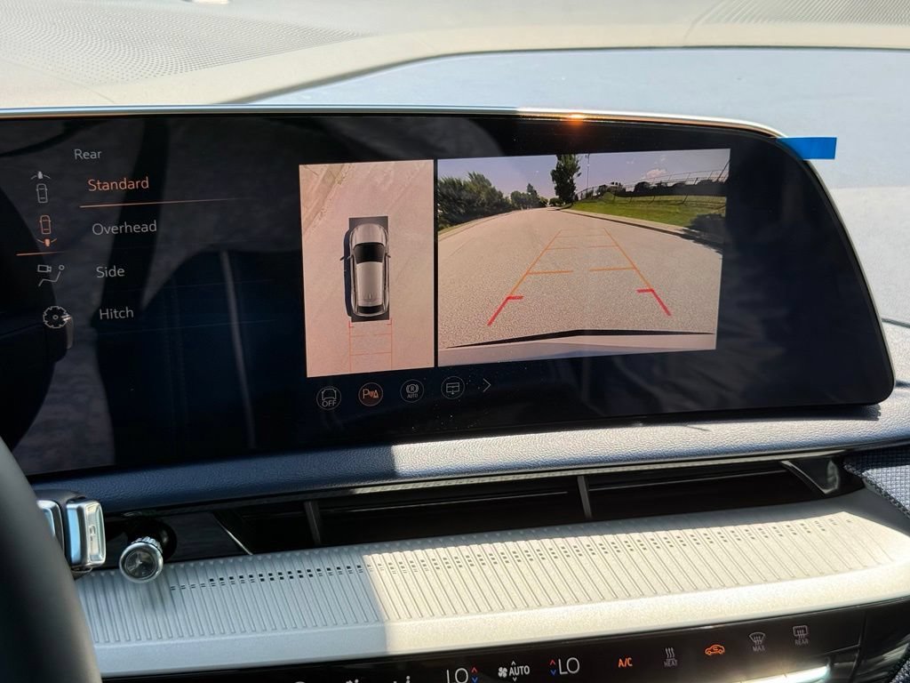 2026 Cadillac OPTIQ Premium Sport - Photo 31