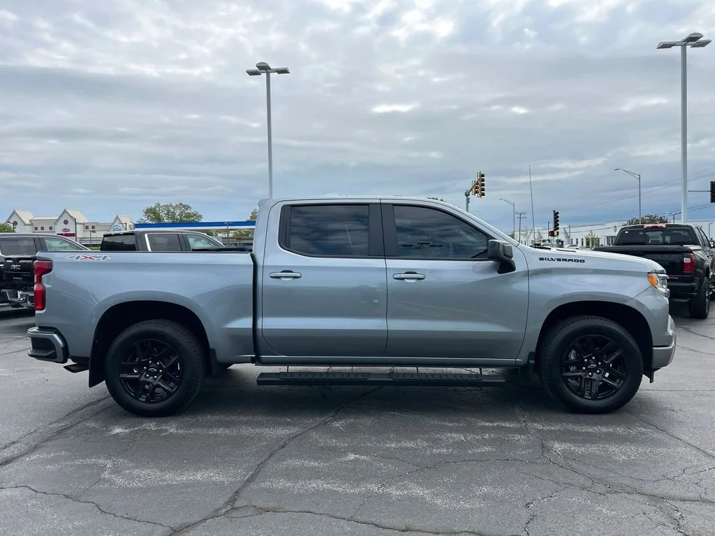 2025 Chevrolet Silverado 1500 RST - Photo 11