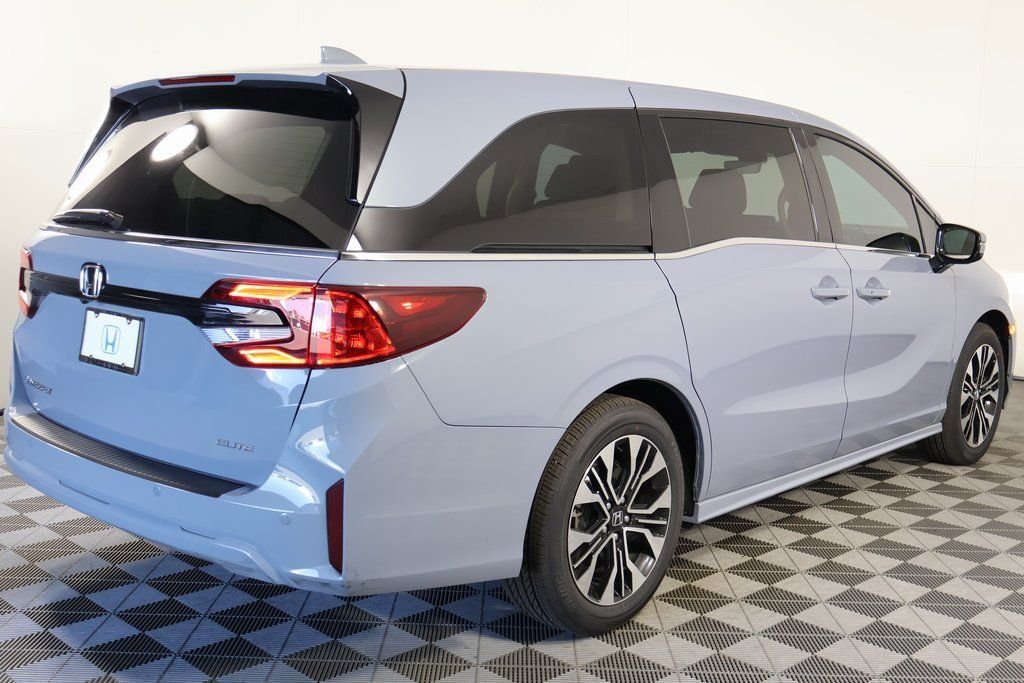 2026 Honda Odyssey Elite - Photo 2