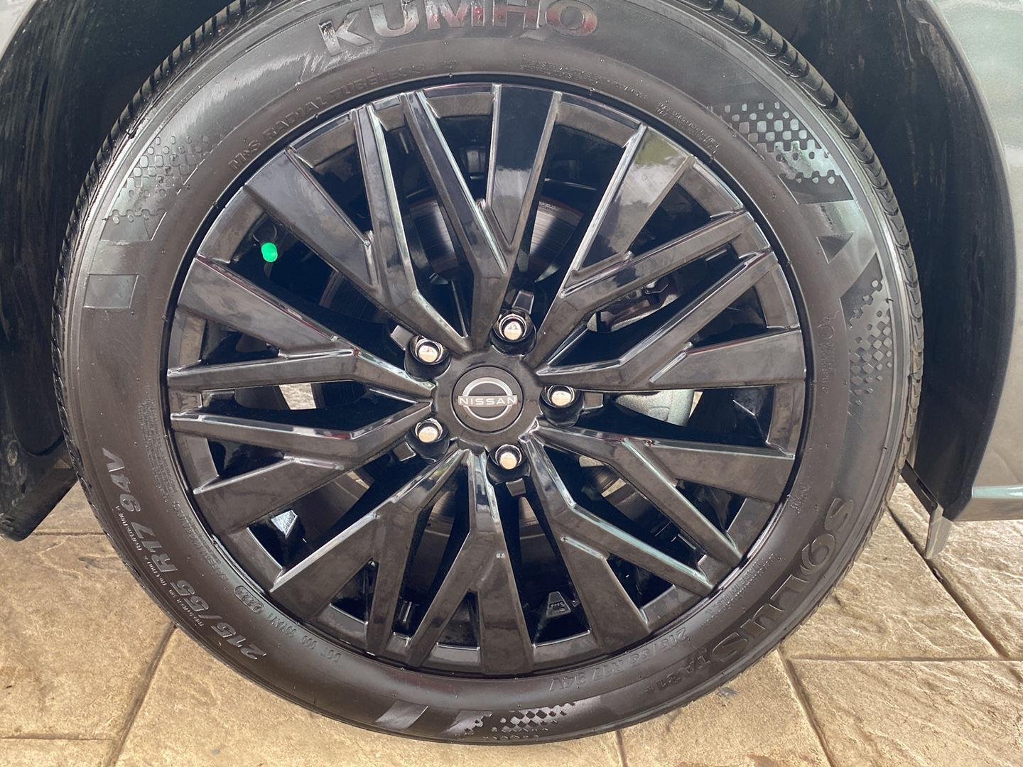 Certified Used 2025 Gun Metallic Nissan SV image 12