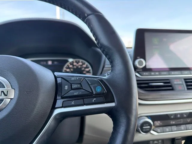Used 2019 Red Nissan 2.0 Edition ONE image 35