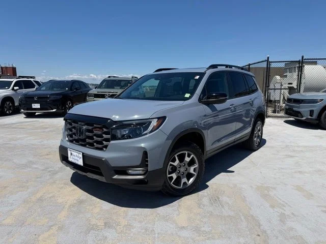 Used 2023 Gray Honda TrailSport image 1