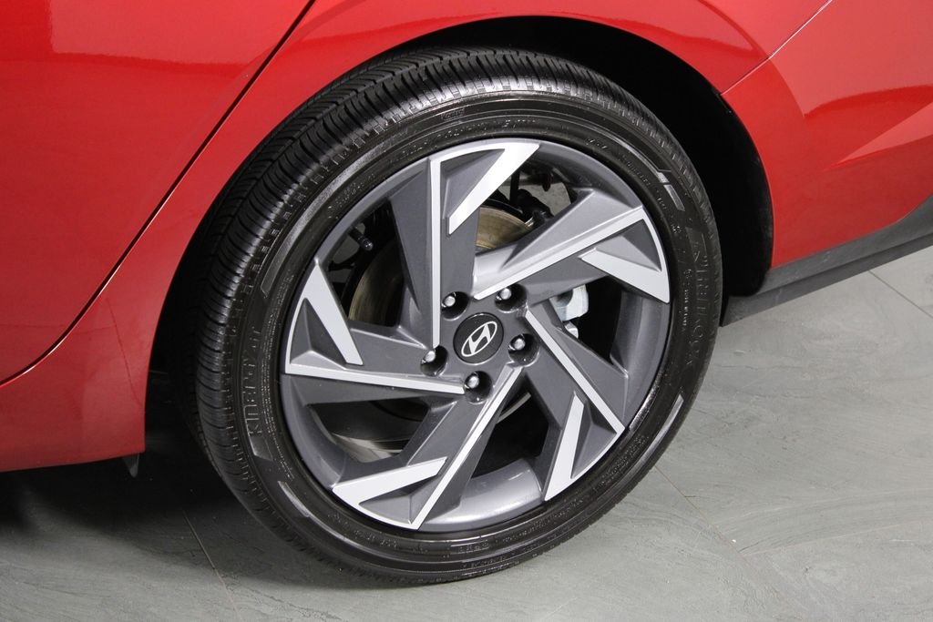 Certified Used 2025 Red Hyundai SEL Sport image 13