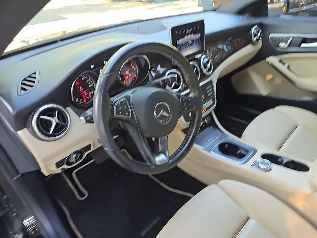 Used 2019 Black Mercedes-Benz 250 image 13