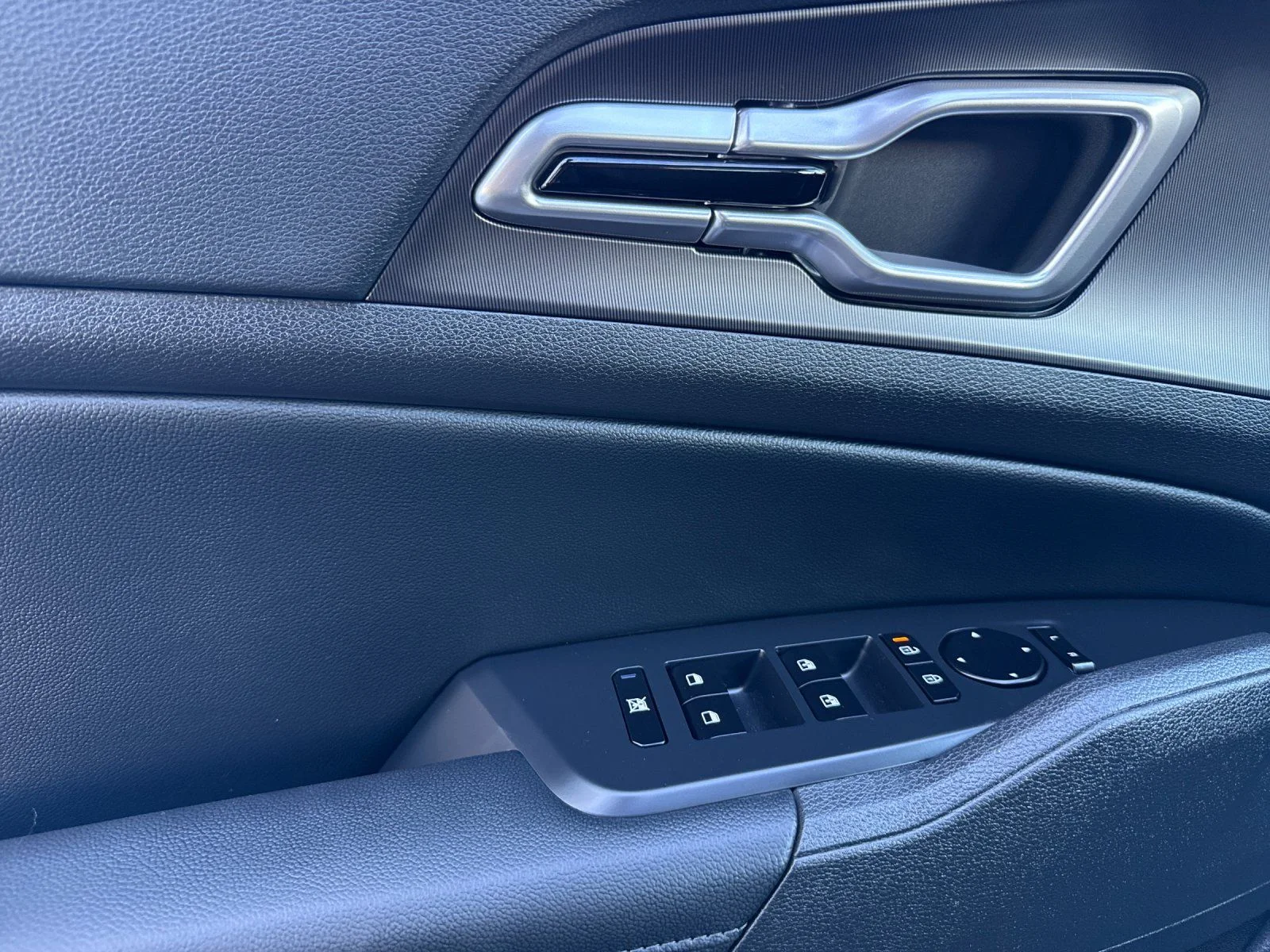 New 2026 Gray Kia EX image 10